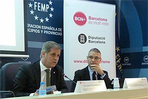 Albert Fernndez, vicepresidente primero de  la Diputacin de Barcelona y Francesc Vila i Albert, Comisionado de Turismo durante la presentacin